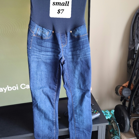 Maternity clothes - Picture 3 of 9